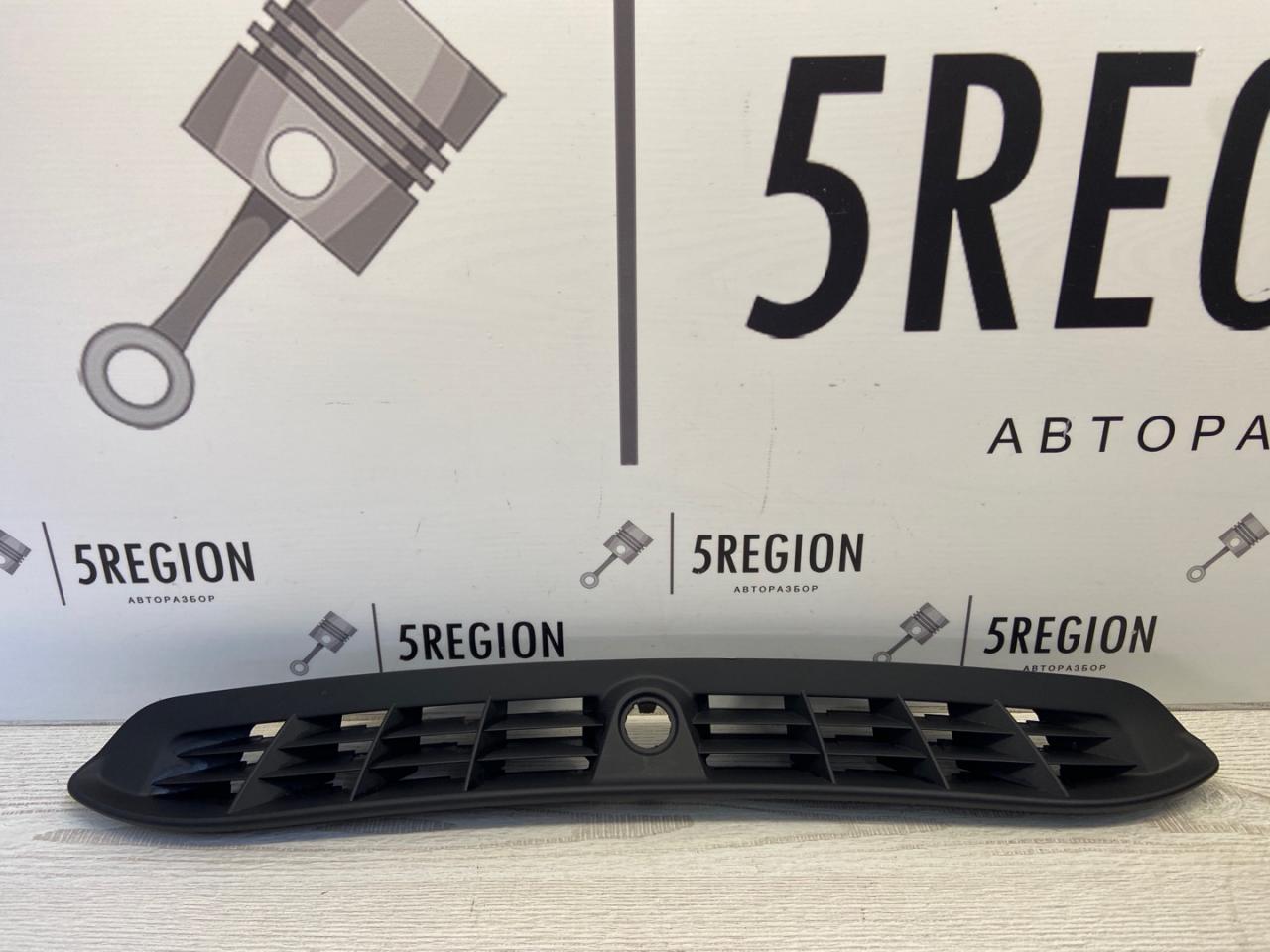 пластик Alfa Romeo Giulia 2 поколение 952 2018, 2.0 л., бензин, АКПП, седан, задний привод, 156134624 - фото №1