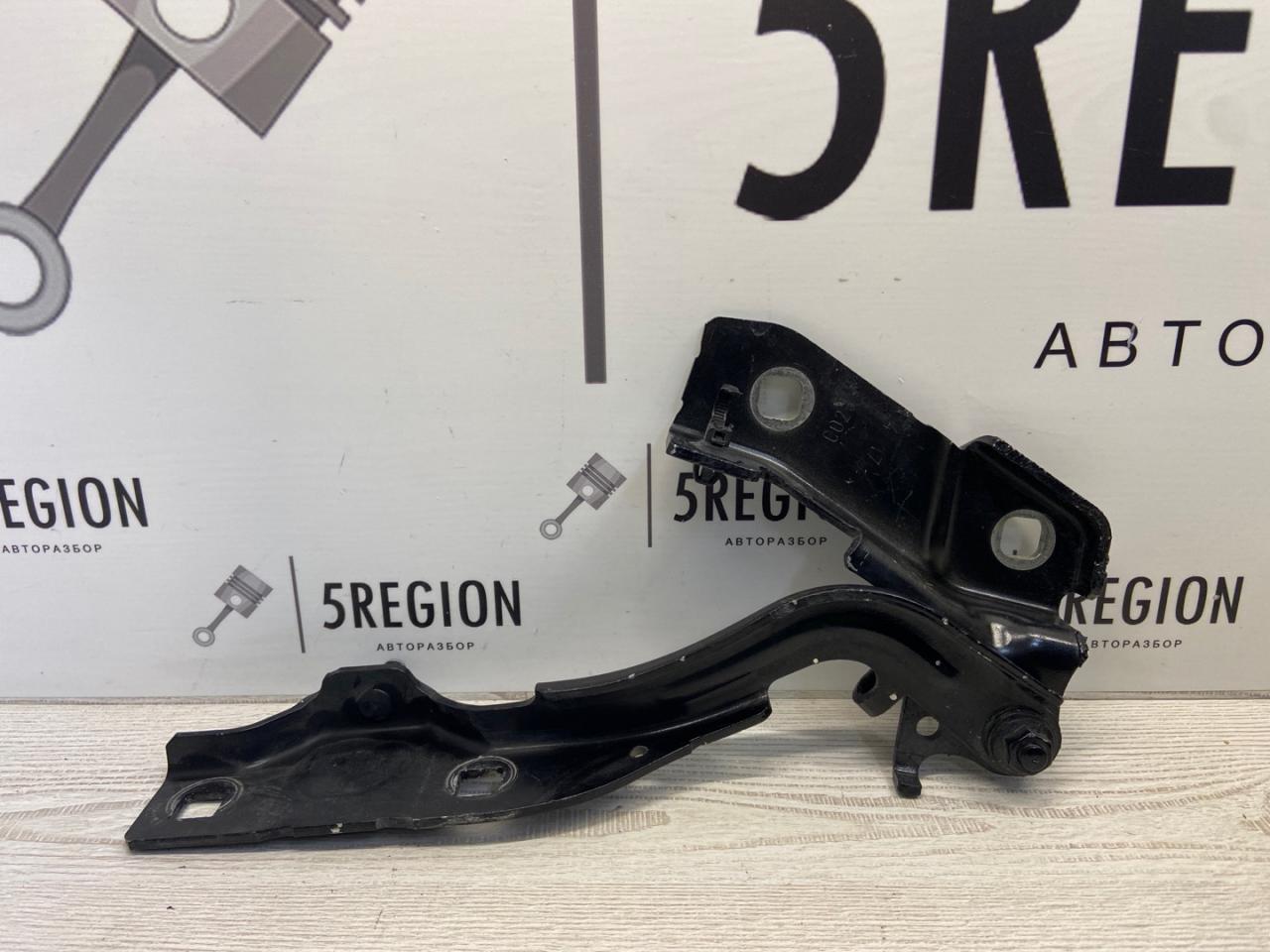 петля капота Alfa Romeo Giulia 2 поколение 952 2017, 2.0 л., бензин, АКПП, седан, задний привод - фото №1