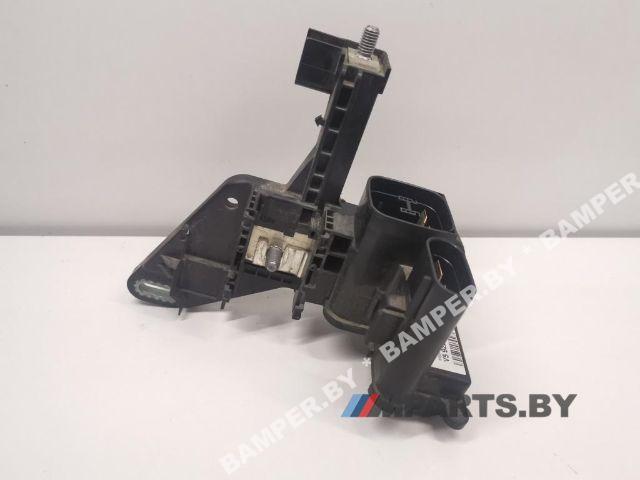 распределитель тока BMW 3 серия F30/F31/F34 F30 2013, 3.0 л., N55 B30 A, бензин, АКПП, седан, задний привод, 61149225016 - фото №1