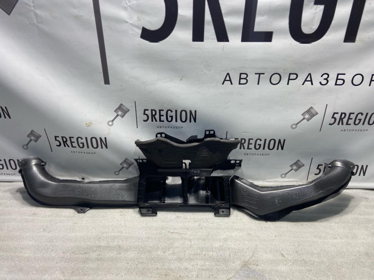 воздуховод печки Alfa Romeo Giulia 2 поколение 952 2018, 2.0 л., бензин, АКПП, задний привод, 50537008, 50532773, 50537007 - фото №1