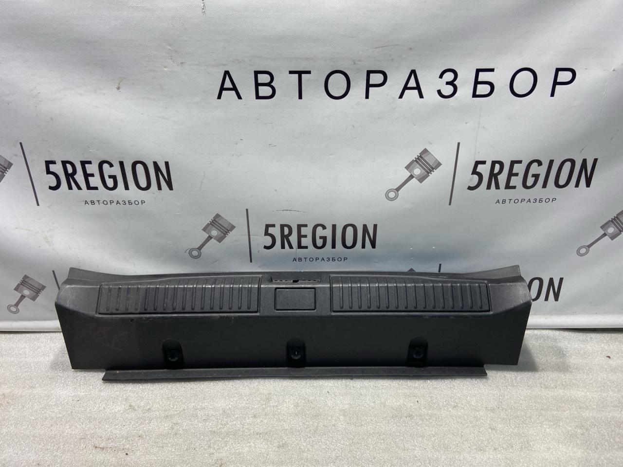 пластик Alfa Romeo Giulia 2 поколение 952 2018, 2.0 л., бензин, АКПП, седан, задний привод, 156107229 - фото №1