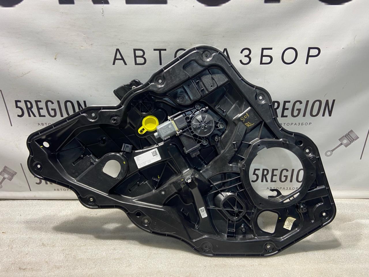 стеклоподъемник Alfa Romeo Stelvio 1 поколение 949 2018, 2.0 л., бензин, АКПП, внедорожник 5 дв., полный привод - фото №1