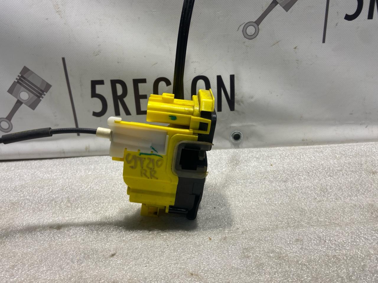 замок двери Alfa Romeo Giulia 2 поколение 952 2017, 2.0 л., бензин, АКПП, седан, задний привод, 50536548 - фото №1