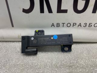 Антенна системы комфортного доступа Alfa Romeo Stelvio 1 поколение 949 2018, 2.0 л., бензин, АКПП, внедорожник 5 дв., полный привод, 68051315AB, 68051315