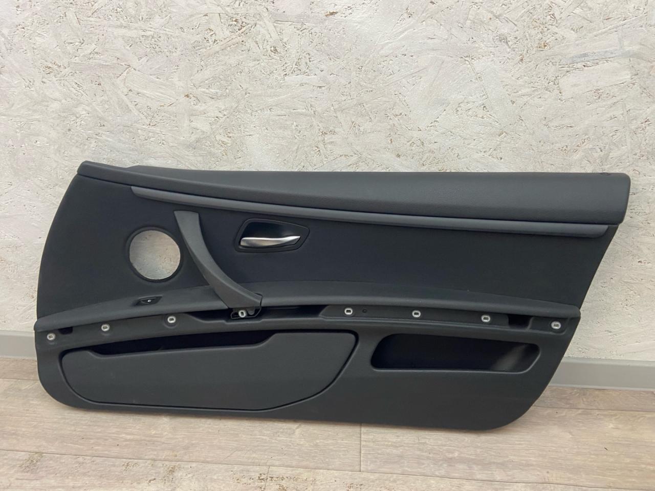 обшивка двери передняя правая BMW M3 E92/E93 2009, 4.0 л., бензин, купе, задний привод, 51417154587, 7155 - фото №1