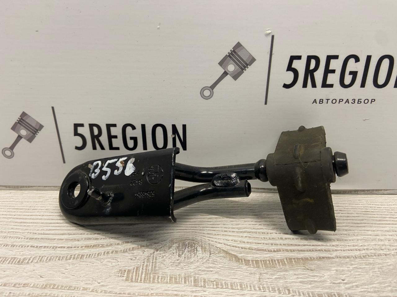 кронштейн глушителя Alfa Romeo Giulia 2 поколение 952 2018, 2.0 л., бензин, АКПП, седан, задний привод, 50546854 - фото №1