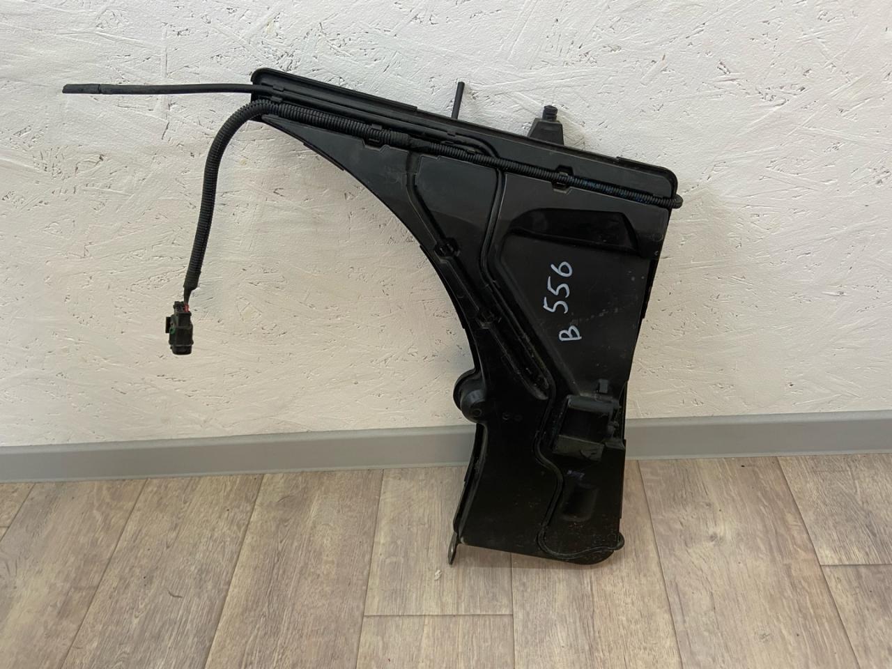 бачок омывателя Alfa Romeo Giulia 2 поколение 952 2018, 2.0 л., бензин, АКПП, седан, задний привод, 50532580, 5053875 - фото №1