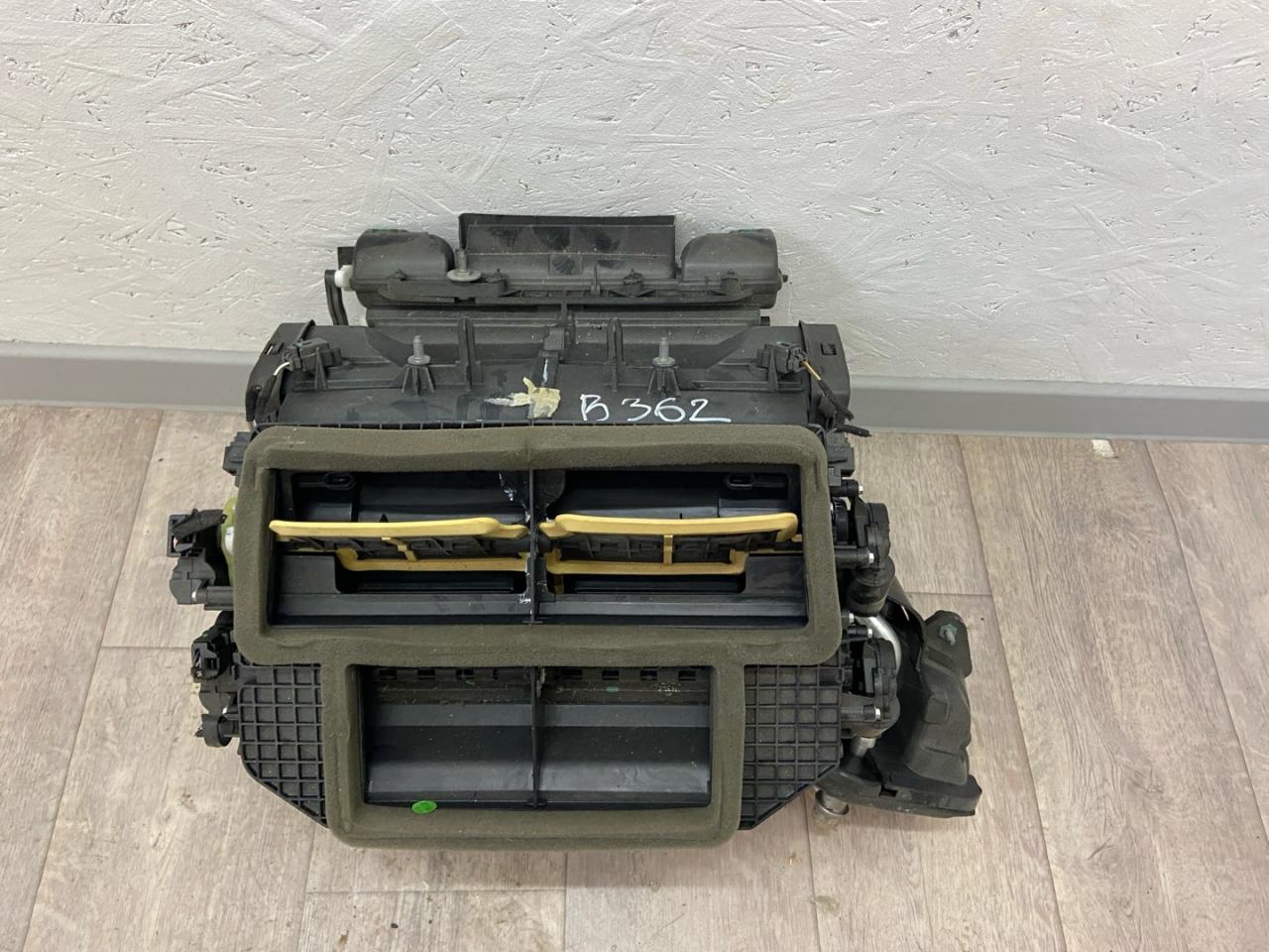 отопитель в сборе (печка) Alfa Romeo Giulia 2 поколение 952 2017, 2.0 л., бензин, АКПП, седан, полный привод - фото №1