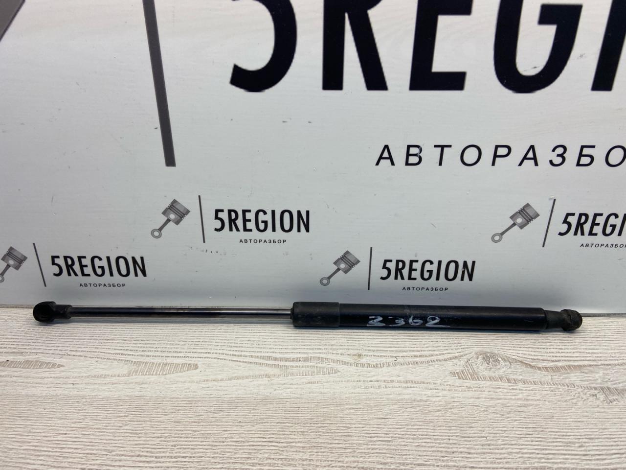 амортизатор капота Alfa Romeo Giulia 2 поколение 952 2017, 2.0 л., бензин, АКПП, седан, полный привод, 50543487, 5054349 - фото №1