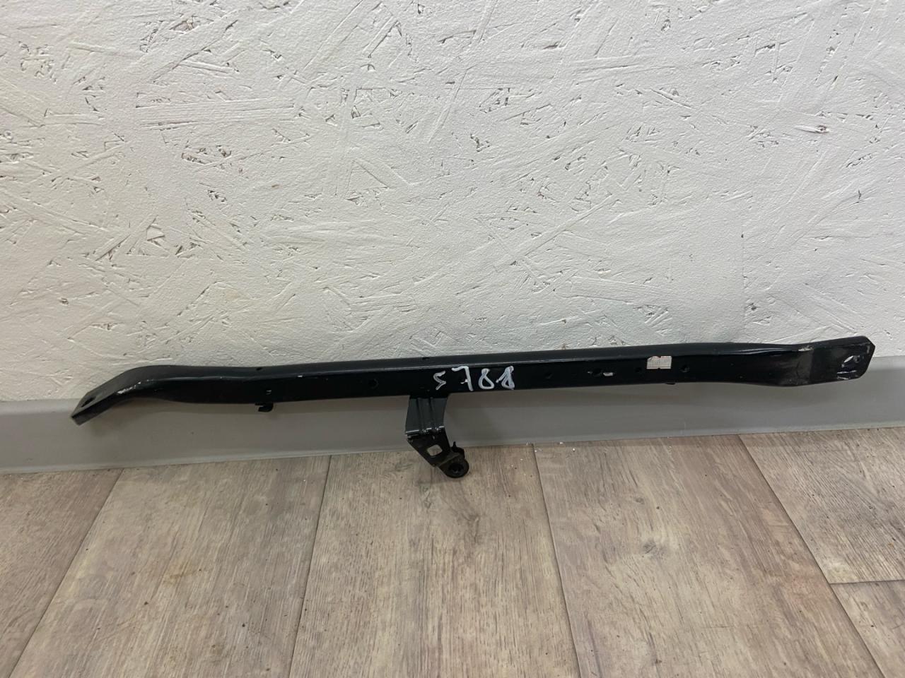 распорка стоек Alfa Romeo Stelvio 1 поколение 949 2018, 2.0 л., бензин, АКПП, полный привод - фото №1