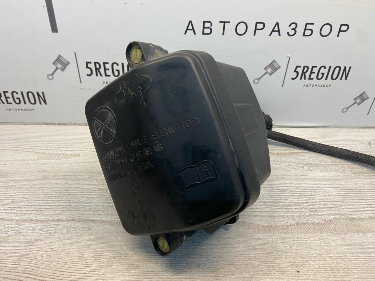 блок предохранителей Alfa Romeo Giulia 2 поколение 952 2017, 2.0 л., бензин, АКПП, седан, полный привод, 51987784 - фото №1