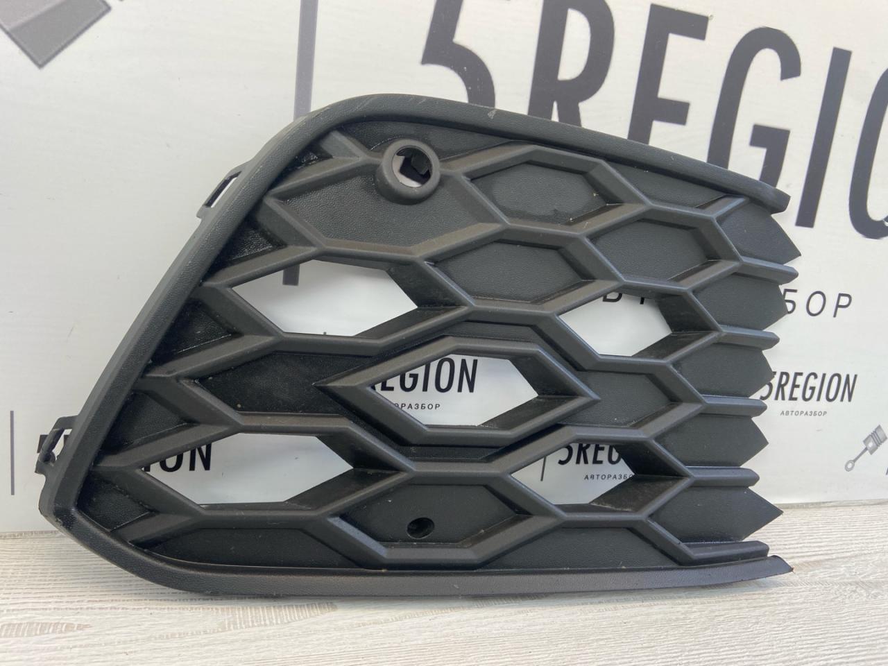 заглушка (решетка) в бампер Volkswagen Golf GTI 8 поколение (2020 - 2026), 5H0.853.666 - фото №1