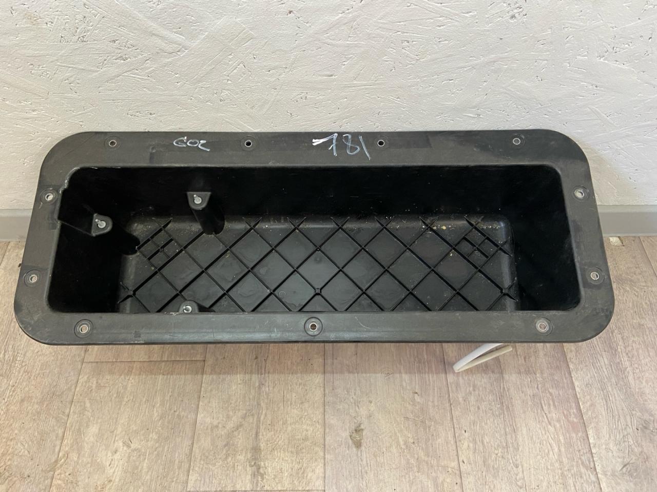 корыто пластиковое Alfa Romeo Giulia 2 поколение 952 2018, 2.0 л., бензин, АКПП, задний привод - фото №1