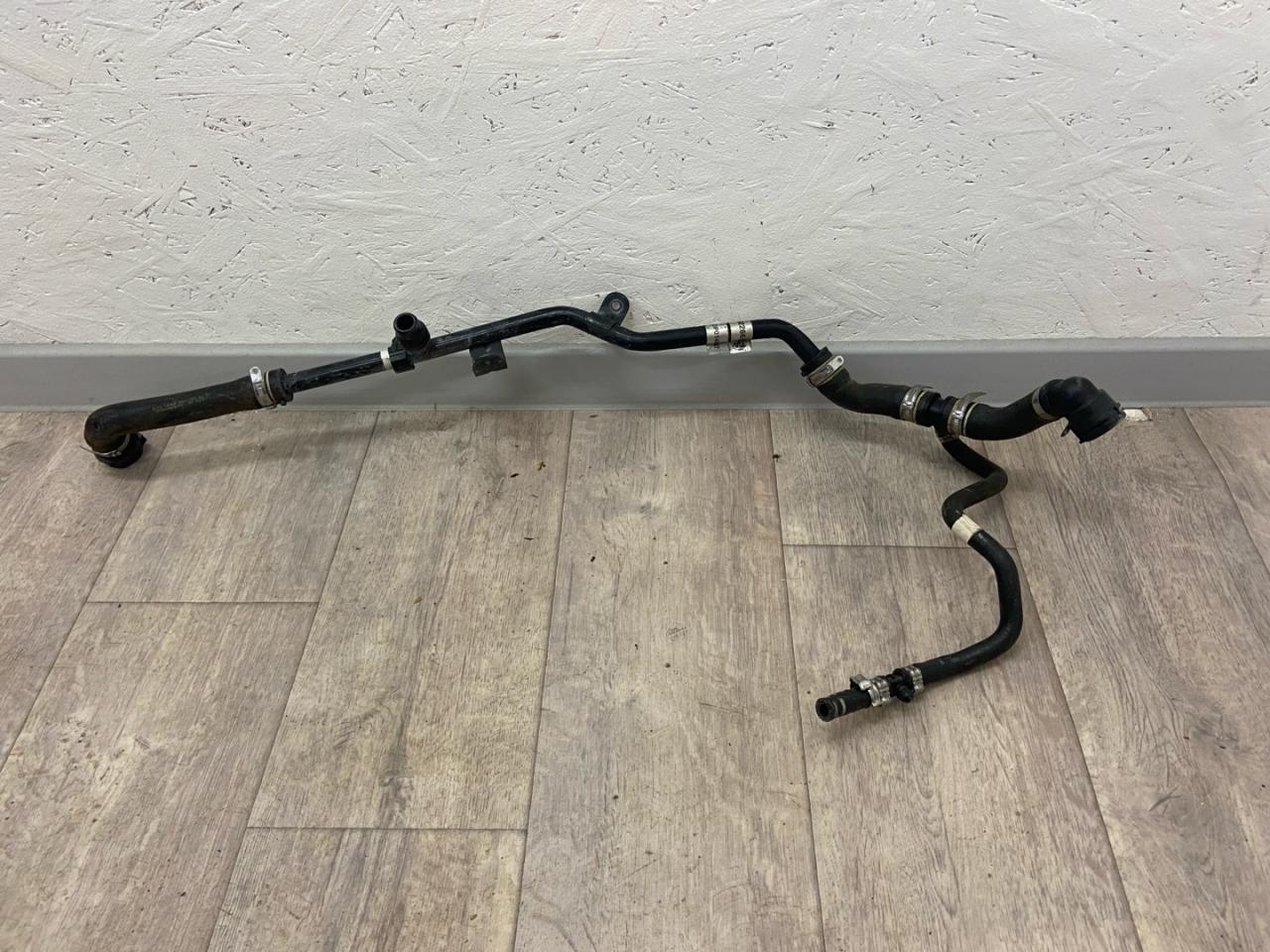 патрубок радиатора Alfa Romeo Giulia 2 поколение 952 2018, 2.0 л., бензин, АКПП, задний привод, 50552266 - фото №1