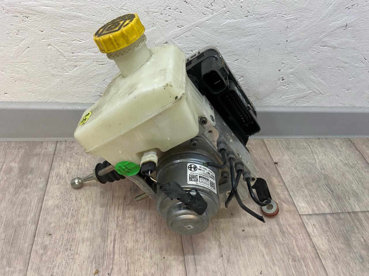 блок ABS Alfa Romeo Giulia 2 поколение 952 2018, 2.0 л., бензин, АКПП, задний привод, 505496510, 505497 - фото №1