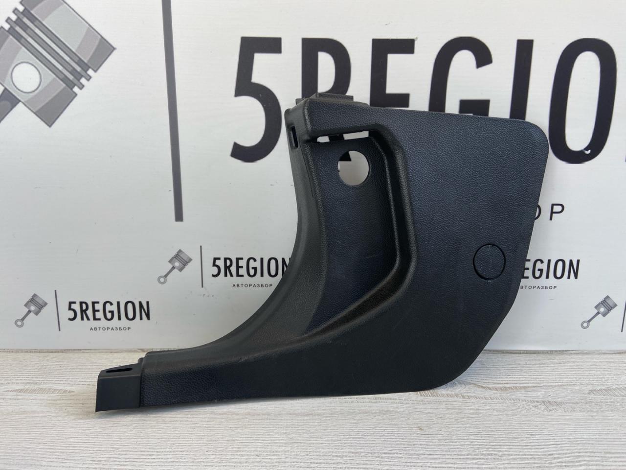 пластик Alfa Romeo Giulia 2 поколение 952 2018, 2.0 л., бензин, АКПП, седан, задний привод, 156119235 - фото №1