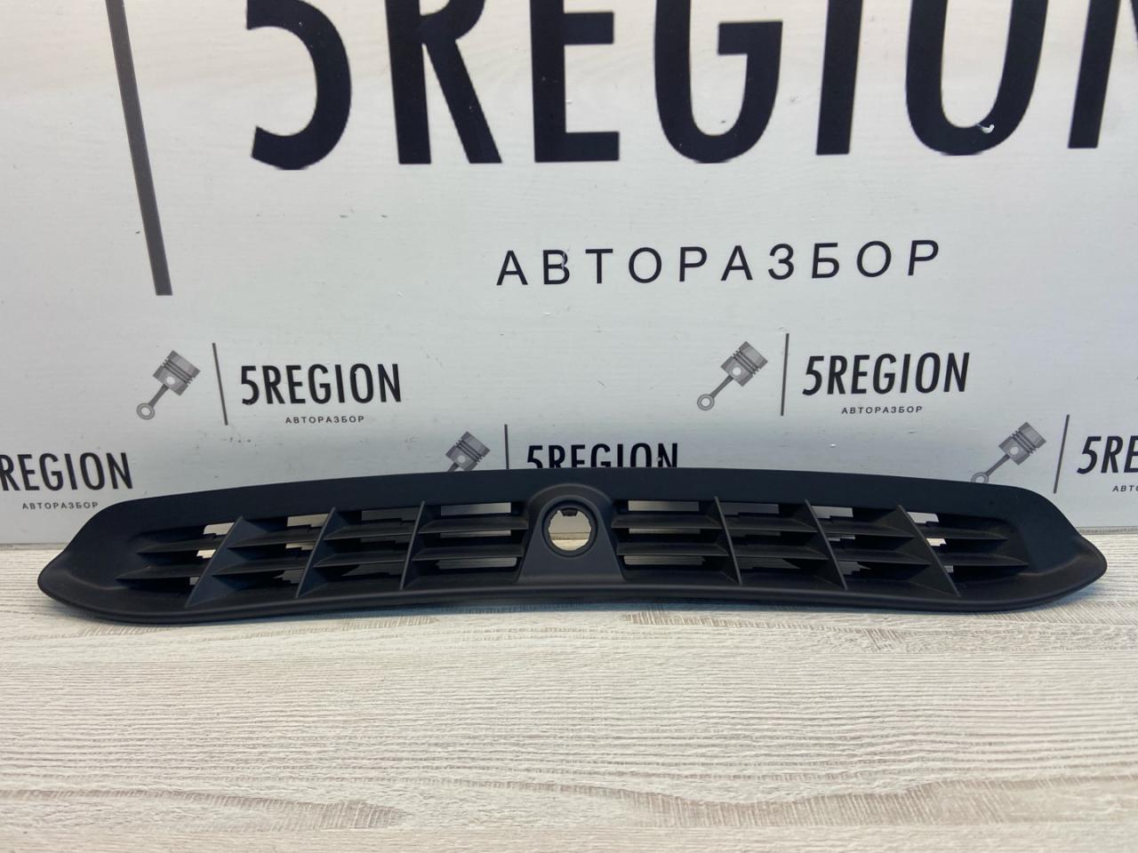 пластик Alfa Romeo Giulia 2 поколение 952 2018, 2.0 л., бензин, АКПП, задний привод, 156126923 - фото №1