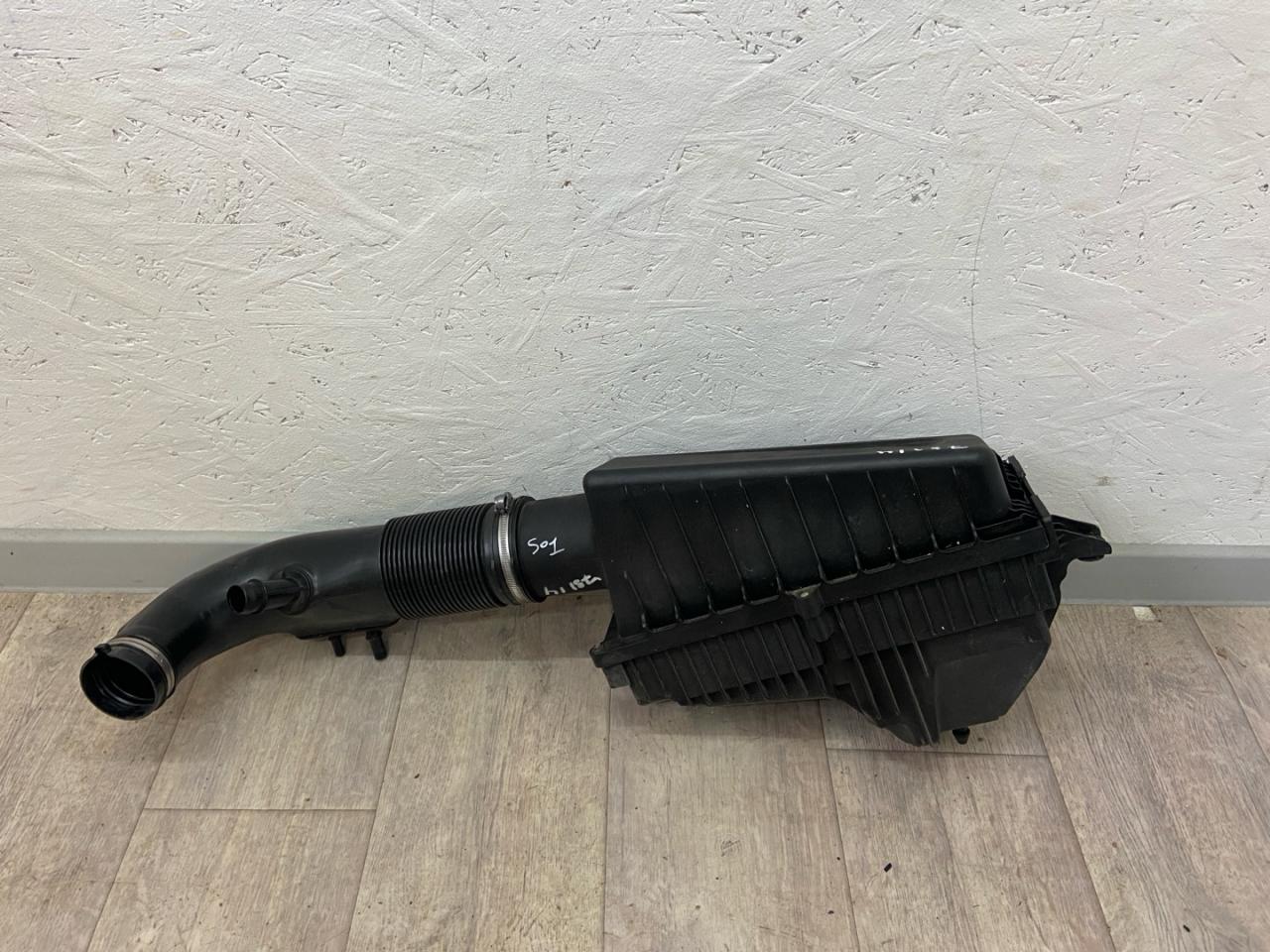 корпус воздушного фильтра Alfa Romeo Stelvio 1 поколение 949 2018, 2.0 л., бензин, АКПП, внедорожник 5 дв., полный привод, 50548515, 5055594 - фото №1