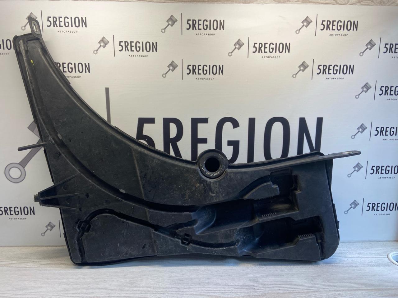 бачок омывателя Alfa Romeo Giulia 2 поколение 952 2018, 2.0 л., бензин, АКПП, седан, задний привод, 50538752 - фото №1