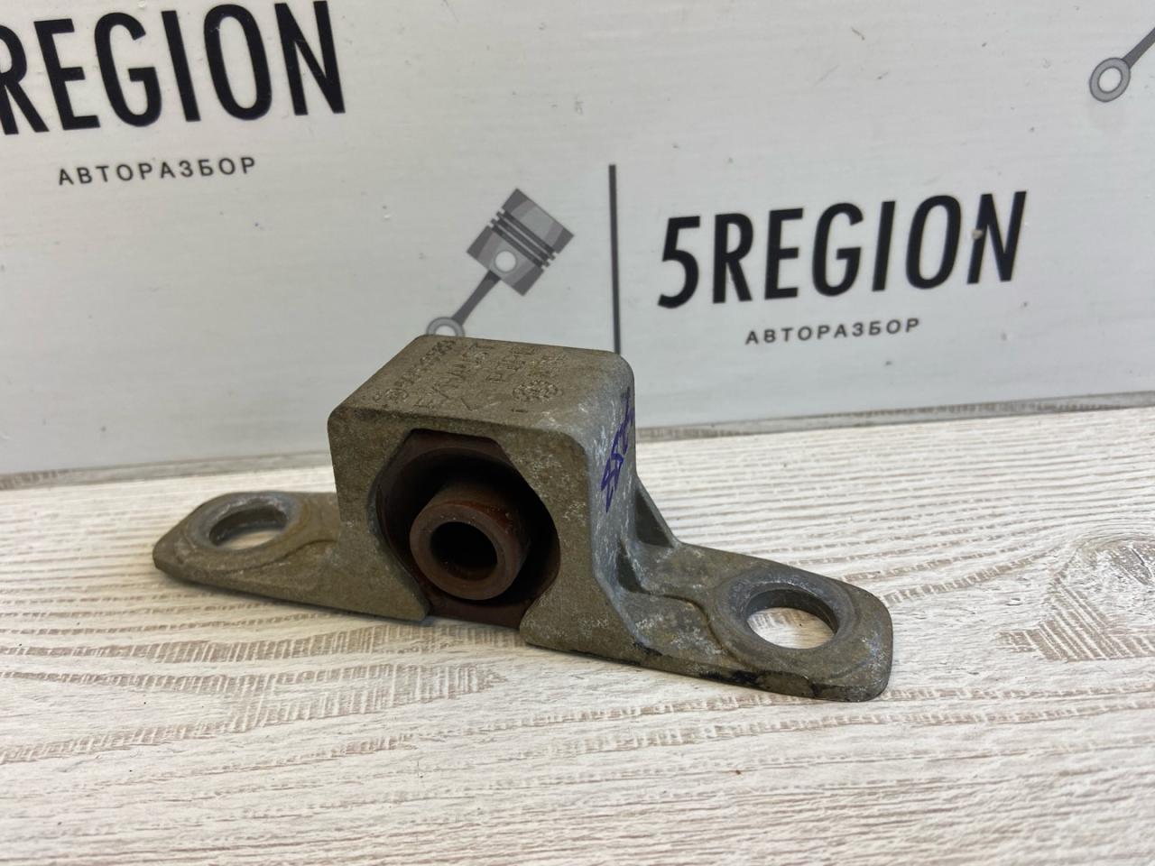 кронштейн глушителя Alfa Romeo Giulia 2 поколение 952 2018, 2.0 л., бензин, АКПП, седан, задний привод, 50533589 - фото №1