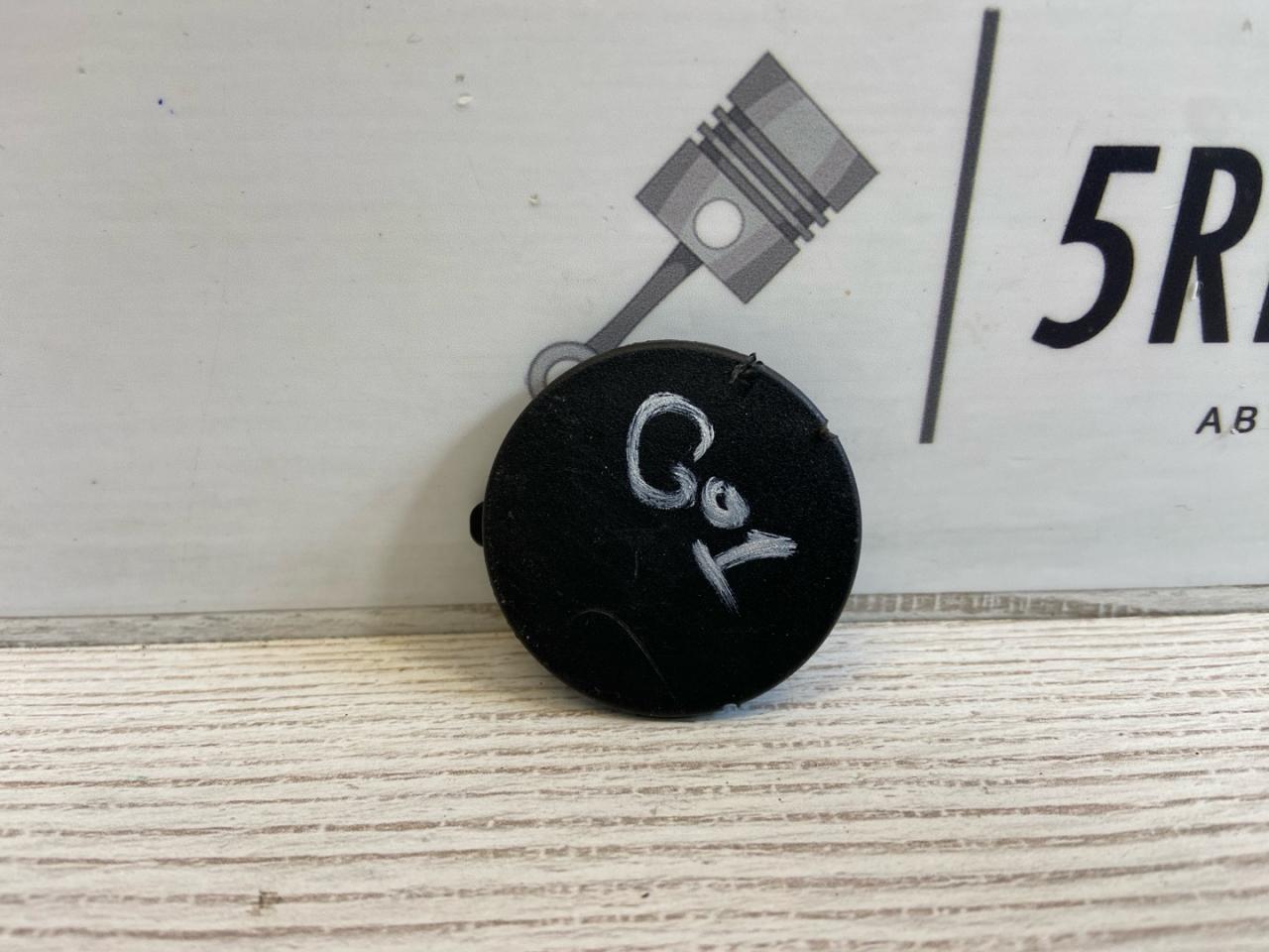 заглушка заднего бампера под крюк Alfa Romeo Giulia 2 поколение 952 2018, 2.0 л., бензин, АКПП, задний привод, 156125763 - фото №1