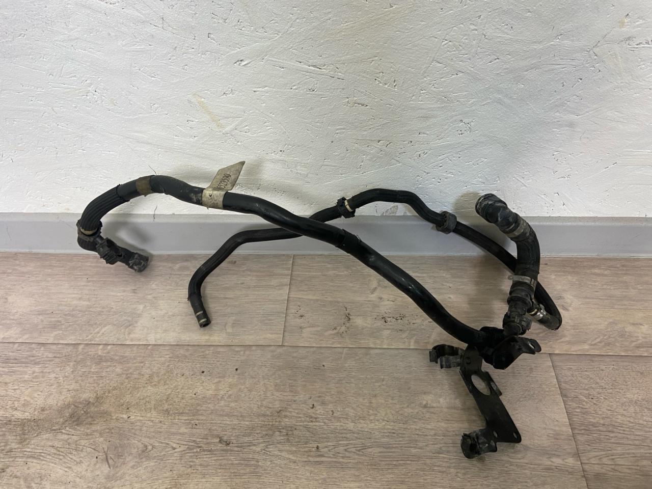 патрубок радиатора Alfa Romeo Stelvio 1 поколение 949 2018, 2.2 л., дизель, АКПП, полный привод, 505523590 - фото №1