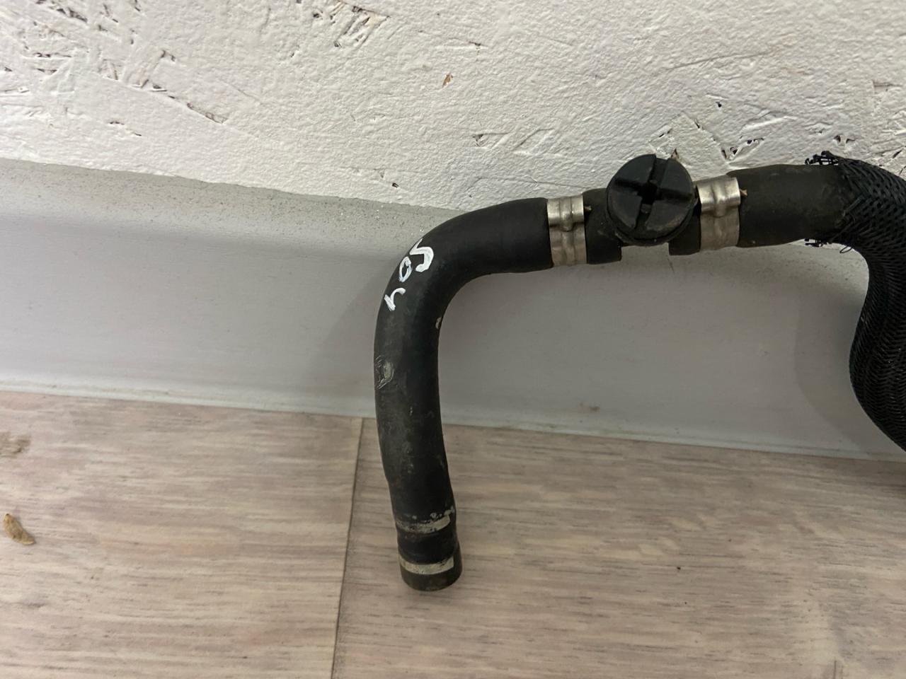 патрубок (трубопровод, шланг) Alfa Romeo Stelvio 1 поколение 949 2018, 2.2 л., дизель, АКПП, полный привод - фото №1