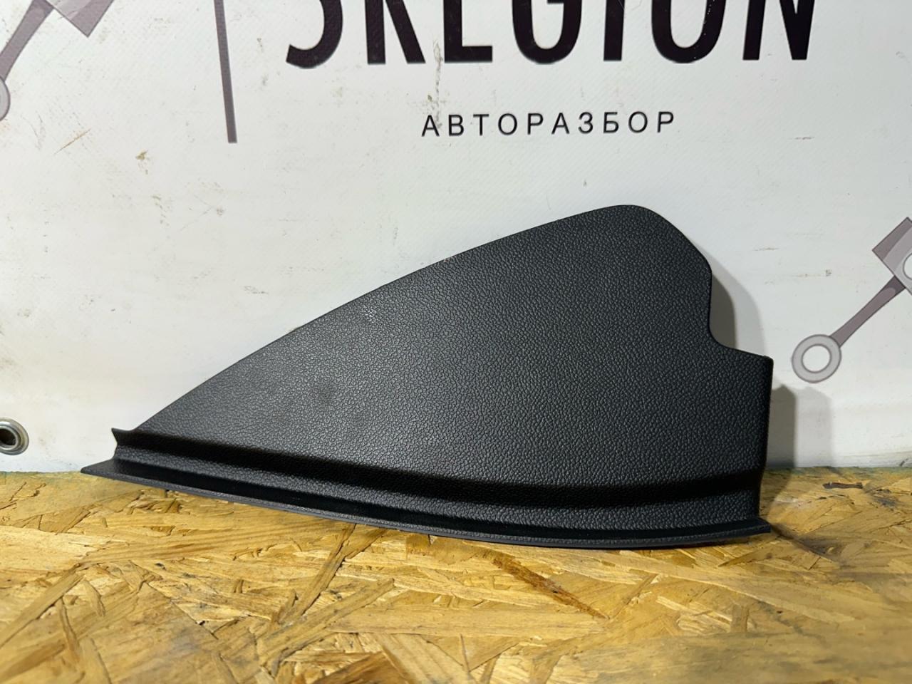 пластик Alfa Romeo Giulia 2 поколение 952 2017, 2.0 л., бензин, АКПП, седан, полный привод - фото №1