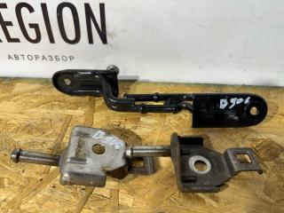 кронштейн глушителя Alfa Romeo Giulia 2 поколение 952 2018, 2.0 л., бензин, АКПП, rosso red, седан, полный привод