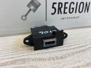 разъем AUX / USB Alfa Romeo Giulia 2 поколение 952 2017, 2.0 л., бензин, АКПП, седан, полный привод, 505487510