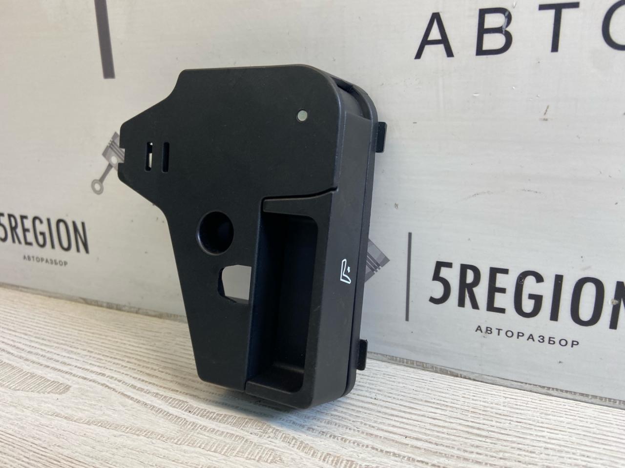 замок спинки сиденья Alfa Romeo Giulia 2 поколение 952 2017, 2.0 л., бензин, АКПП, седан, полный привод, 505396450 - фото №1