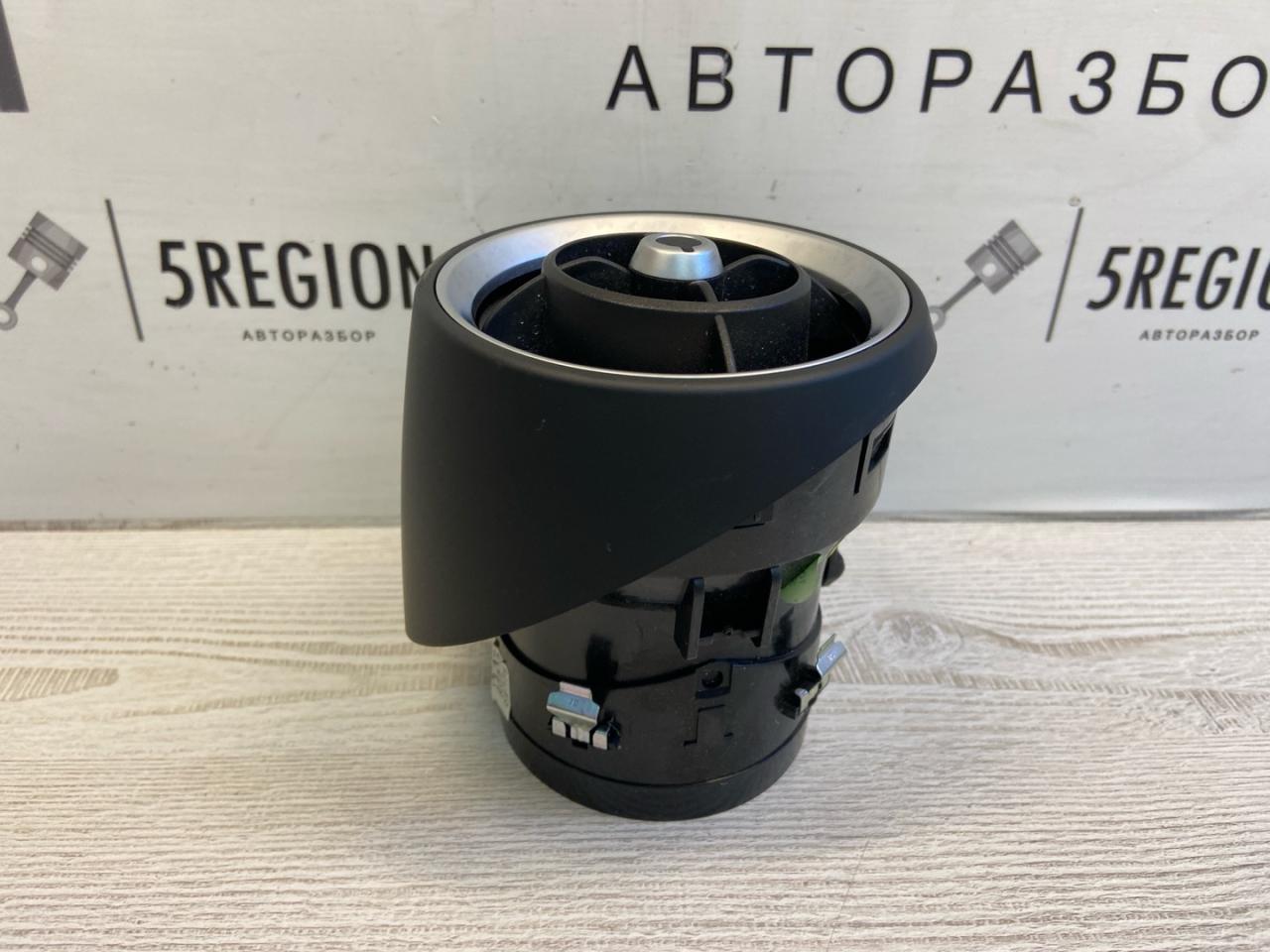 дефлектор обдува салона Alfa Romeo Giulia 2 поколение 952 2017, 2.0 л., бензин, АКПП, седан, полный привод, 156110176 - фото №1