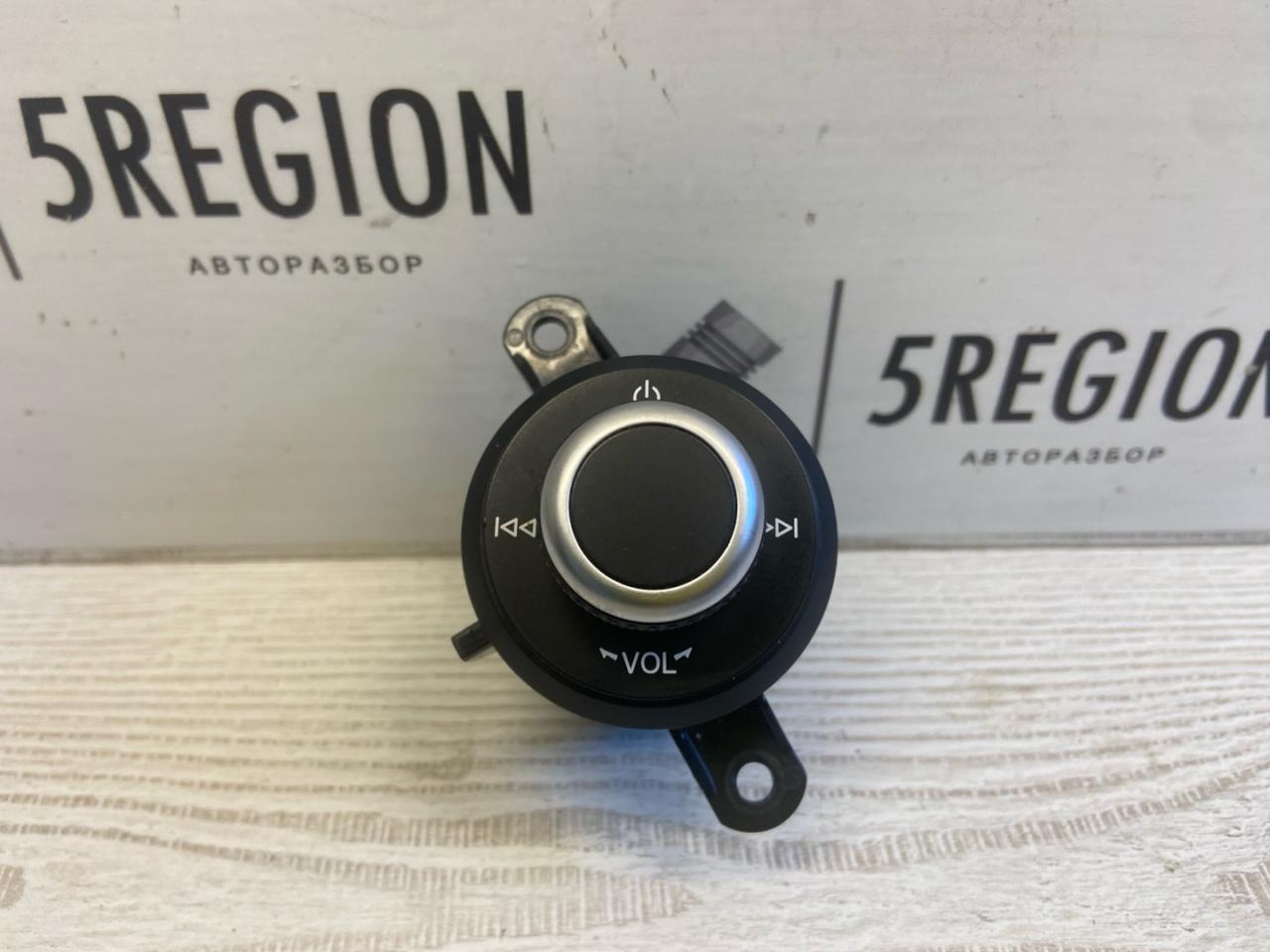 джойстик управления мультимедиа Alfa Romeo Giulia 2 поколение 952 2018, 2.0 л., бензин, АКПП, rosso red, седан, полный привод, 156107465 - фото №1