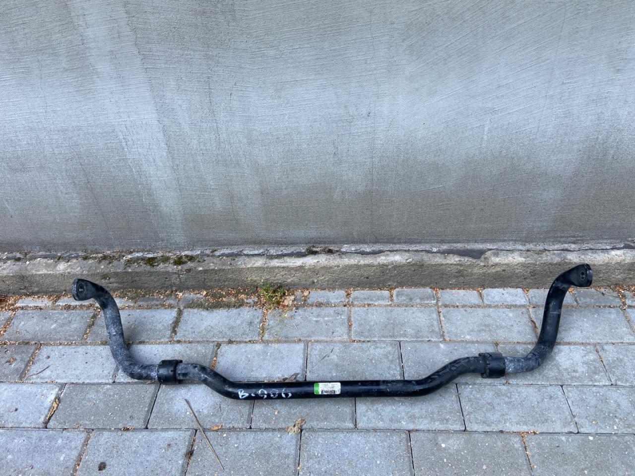 стабилизатор подвески передний Alfa Romeo Giulia 2 поколение 952 2018, 2.0 л., бензин, АКПП, rosso red, седан, полный привод, 505431410 - фото №1