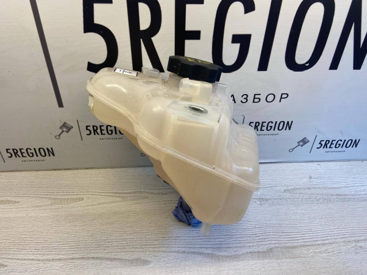 бачок расширительный Maserati Grecale 1 поколение M182 2023, 2.0 л., бензин, АКПП, внедорожник 5 дв., полный привод, правый руль, 505646780 - фото №1