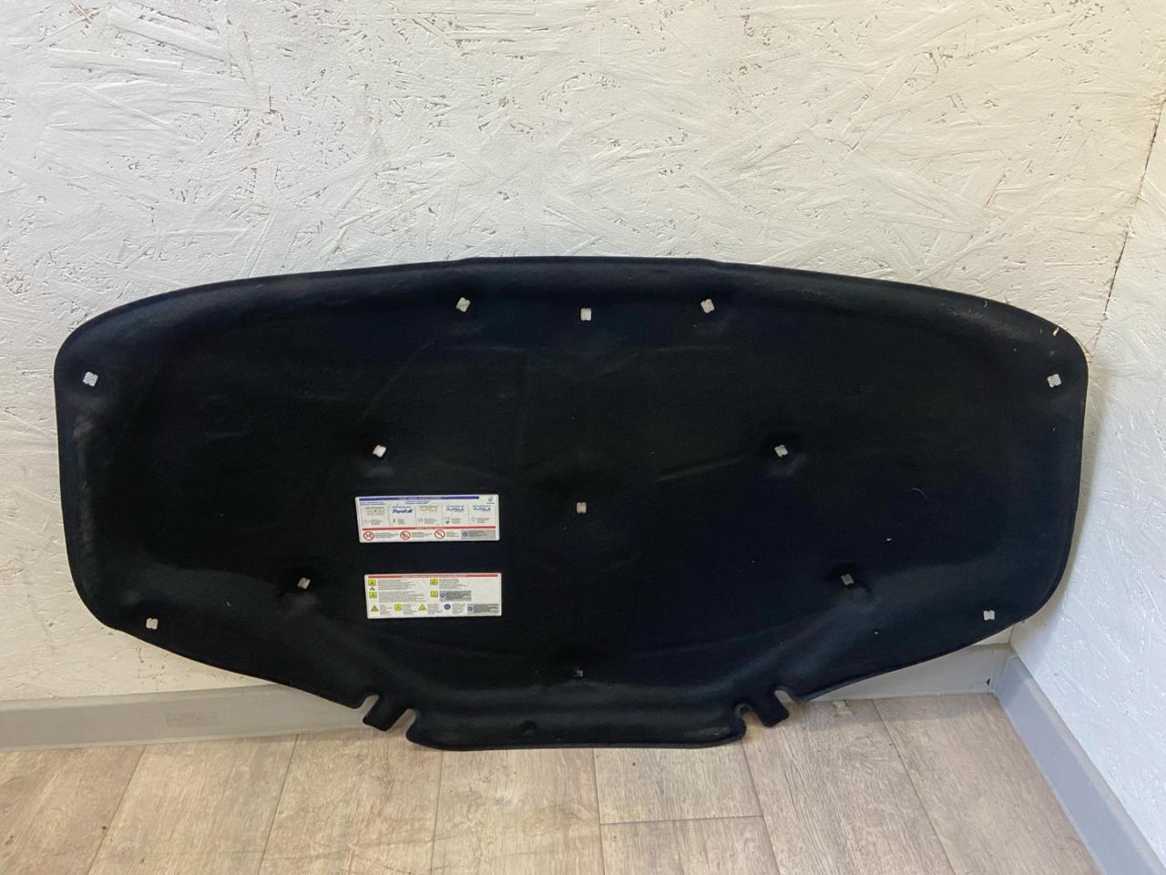 шумоизоляция капота Alfa Romeo Giulia 2 поколение 952 2018, 2.0 л., бензин, АКПП, rosso red, седан, полный привод, 50552275 - фото №1