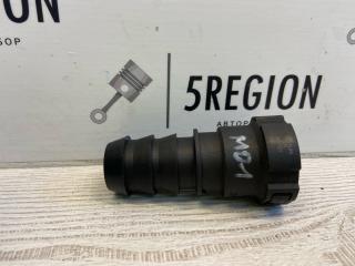 горловина бачка омывателя Maserati Grecale 1 поколение M182 2023, 2.0 л., бензин, АКПП, внедорожник 5 дв., полный привод, правый руль