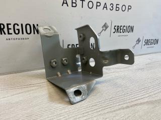 кронштейн (крепление) Maserati Grecale 1 поколение M182 2023, 2.0 л., бензин, АКПП, внедорожник 5 дв., полный привод, правый руль