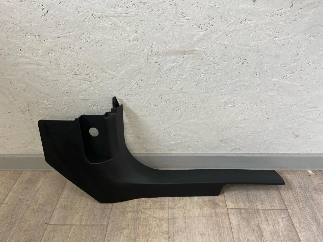 пластик Maserati Grecale 1 поколение M182 2023, 2.0 л., бензин, АКПП, внедорожник 5 дв., полный привод, правый руль, 156143752 - фото №1