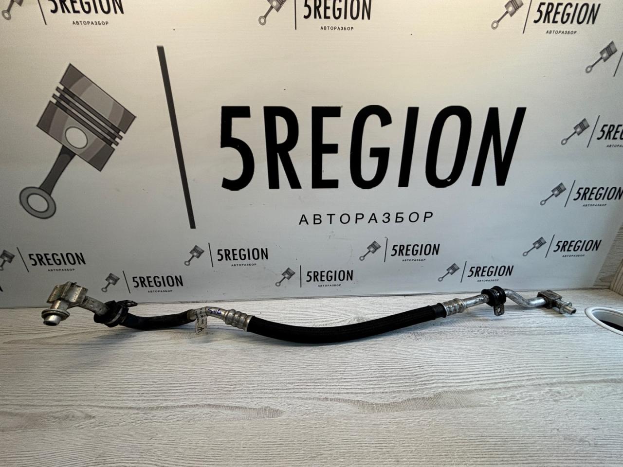 патрубок (трубопровод, шланг) Maserati Grecale 1 поколение M182 2023, 2.0 л., бензин, АКПП, внедорожник 5 дв., полный привод, правый руль, 670004933 - фото №1