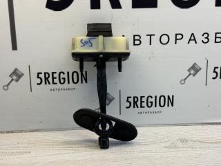 ограничитель открывания двери Alfa Romeo Stelvio 1 поколение 949 2018, 2.2 л., дизель, АКПП, внедорожник 5 дв., полный привод, правый руль