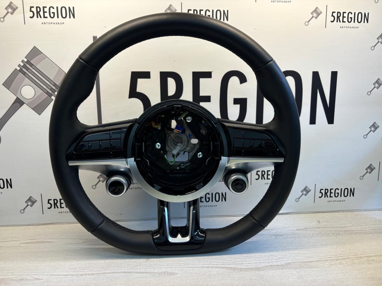 руль Maserati Grecale 1 поколение M182 2023, 2.0 л., бензин, АКПП, внедорожник 5 дв., полный привод, правый руль, 670269839 - фото №1