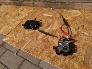 замок багажника Alfa Romeo Stelvio 1 поколение 949 2018, 2.0 л., бензин, АКПП, полный привод, 670035621, 505455