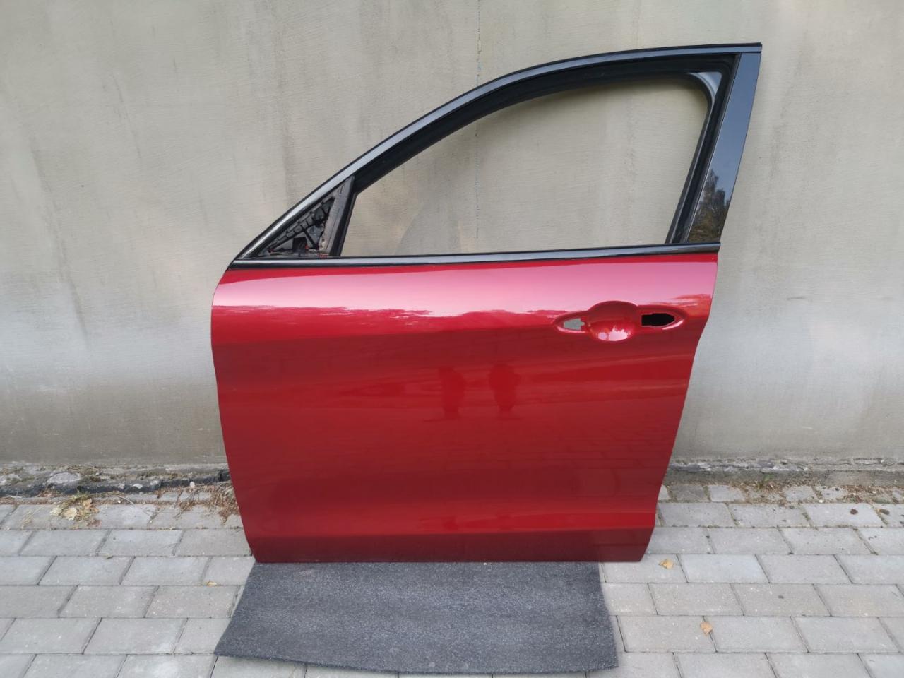 дверь передняя левая Alfa Romeo Stelvio 1 поколение 949 2019, 2.9 л., бензин, АКПП, rosso competizione, внедорожник 5 дв., полный привод, правый руль - фото №1