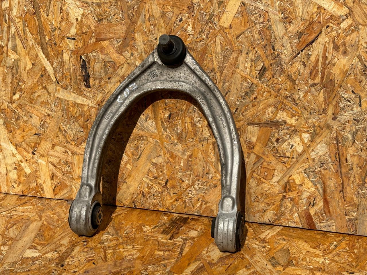 рычаг передний правый Alfa Romeo Stelvio 1 поколение 949 2019, 2.9 л., бензин, АКПП, rosso competizione, внедорожник 5 дв., полный привод, правый руль - фото №1