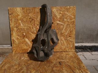 кулак поворотный левый Alfa Romeo Stelvio 1 поколение 949 2018, 2.2 л., дизель, АКПП, внедорожник 5 дв., полный привод, правый руль, 505415510