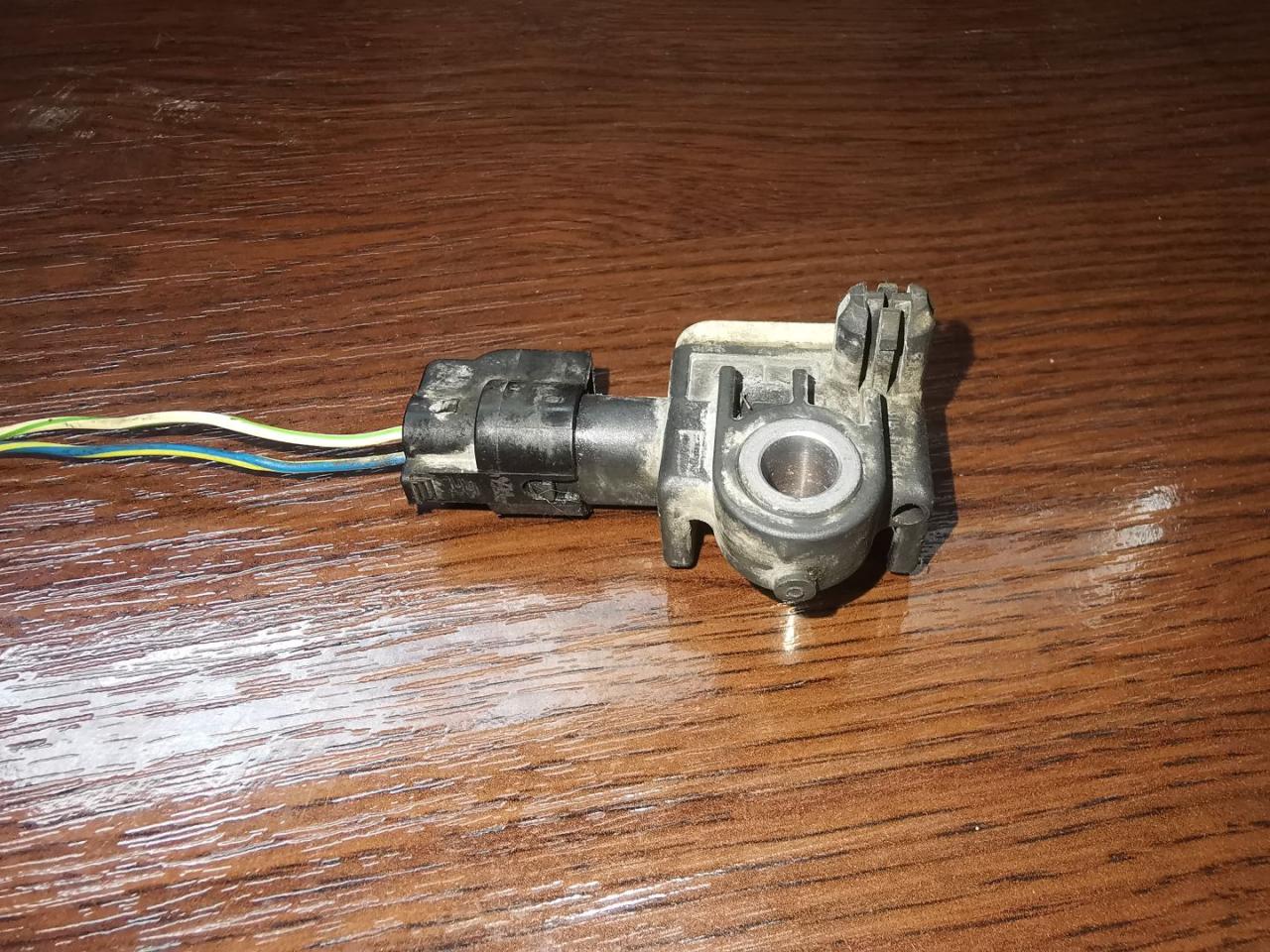 датчик удара Alfa Romeo Stelvio 1 поколение 949 2018, 2.2 л., дизель, АКПП, внедорожник 5 дв., полный привод, правый руль, 50534055 - фото №1