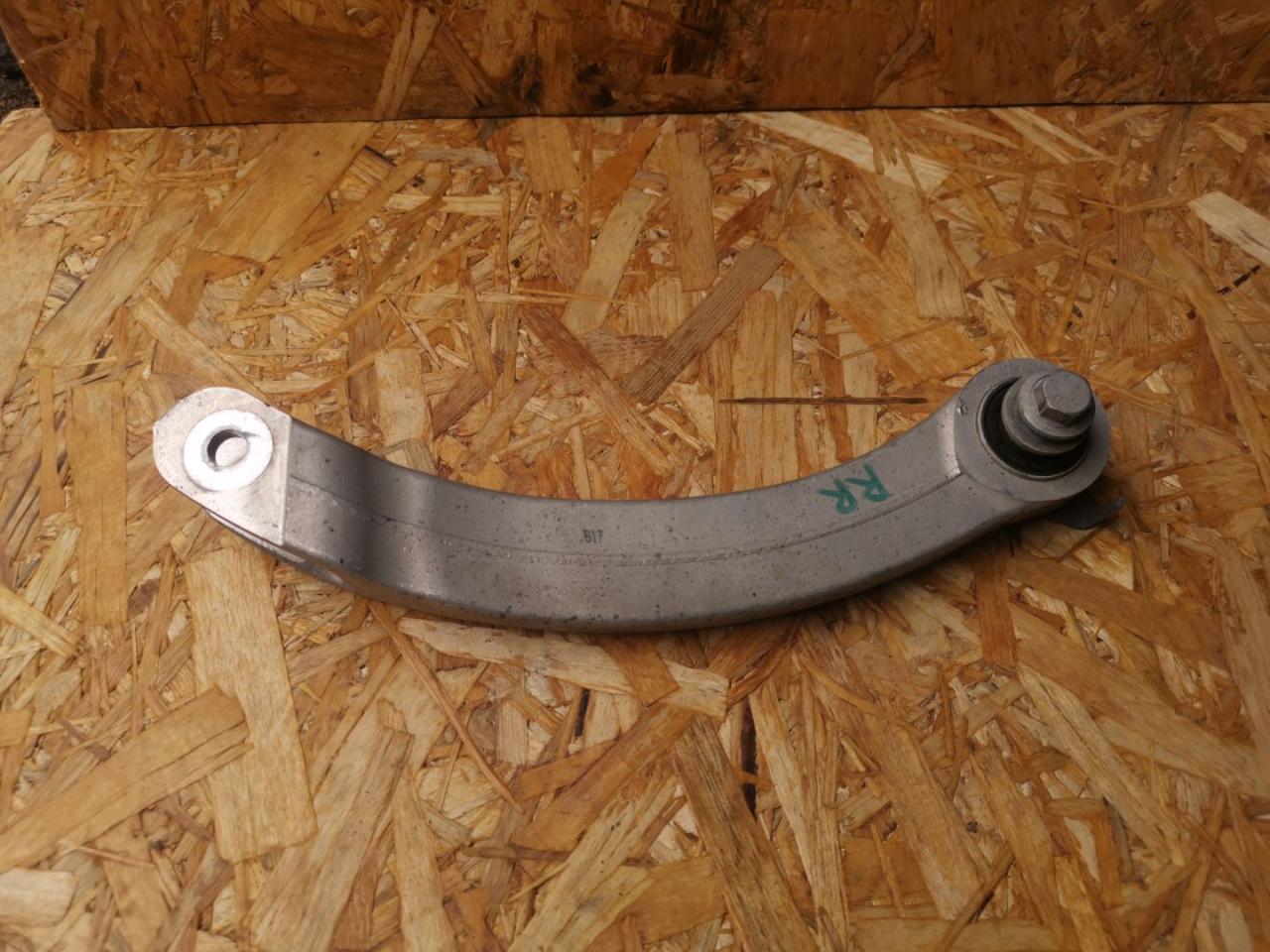 рычаг задний правый Alfa Romeo Giulia 2 поколение 952 2019, 2.2 л., дизель, АКПП, седан, задний привод, правый руль, 505432750 - фото №1