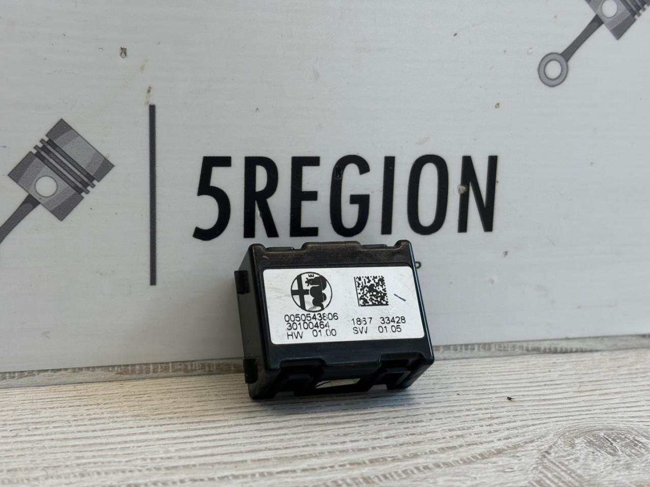 датчик кондиционера Alfa Romeo Stelvio 1 поколение 949 2018, 2.0 л., бензин, АКПП, полный привод, 50543806 - фото №1