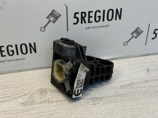 кронштейн радиатора Alfa Romeo Stelvio 1 поколение 949 2019, 2.9 л., бензин, АКПП, rosso competizione, внедорожник 5 дв., полный привод, правый руль, 505426860